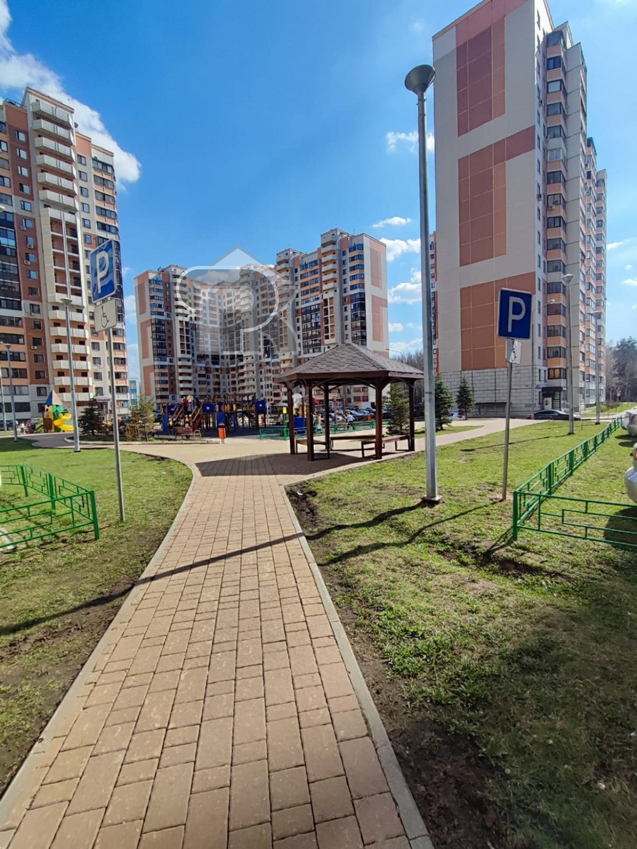 Купить 3-комнатную квартиру, №384951