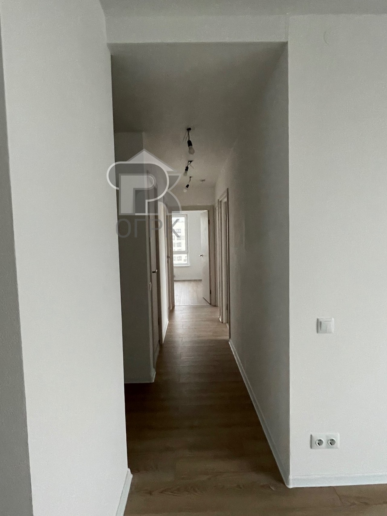 Купить 3-комнатную квартиру, №387694