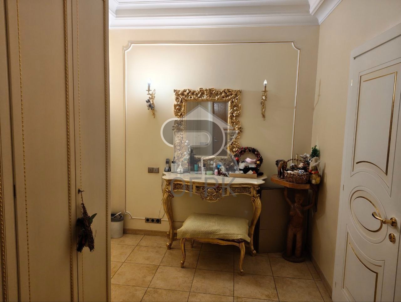 Купить 6-комнатную квартиру, №387978