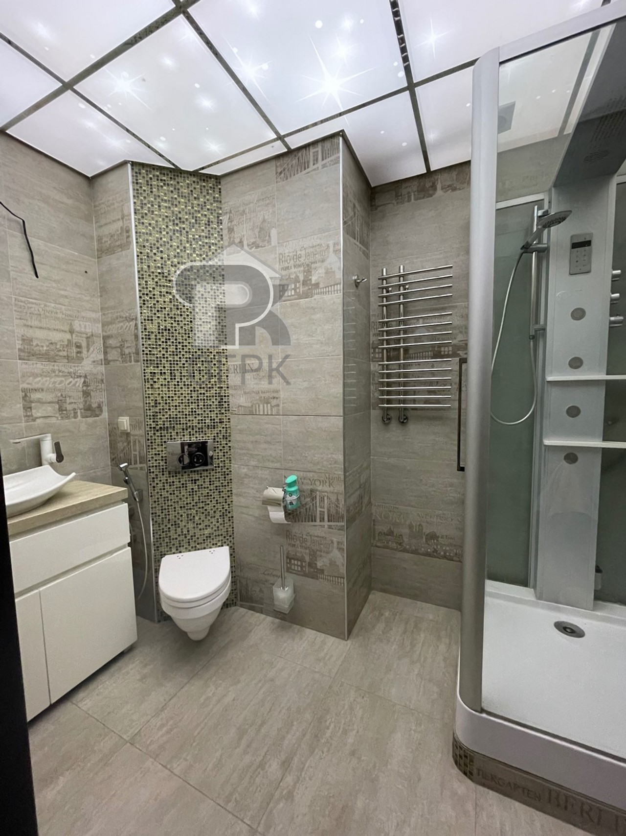 Купить 4-комнатную квартиру, №388096