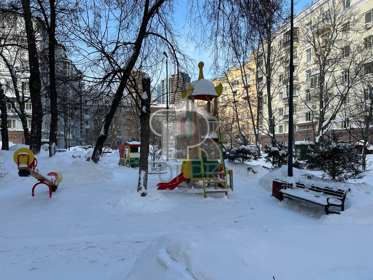 Купить 4-комнатную квартиру, №388305