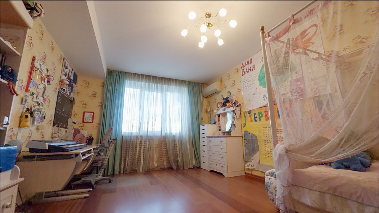 Купить 5-комнатную квартиру, №377231