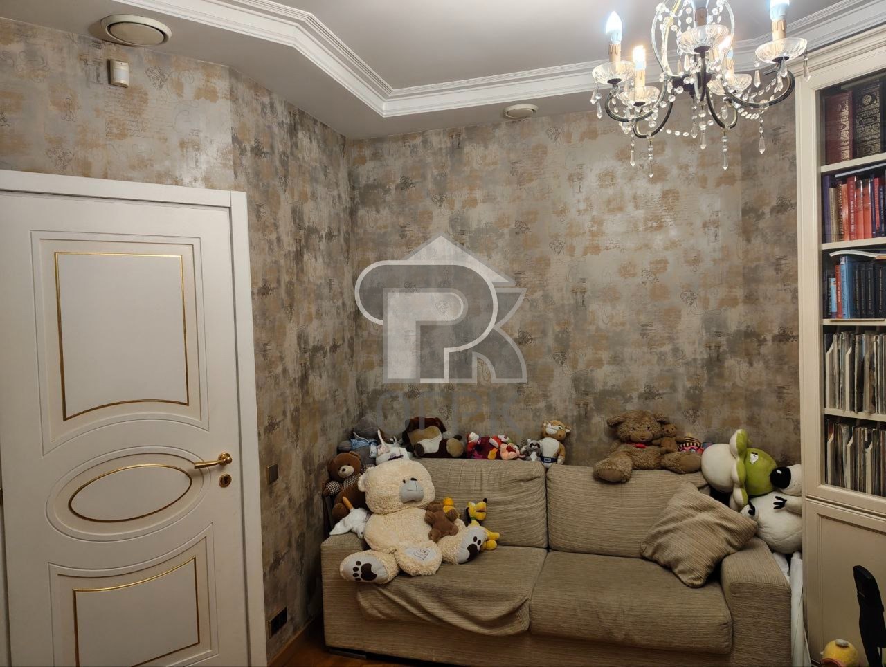 Купить 6-комнатную квартиру, №387978