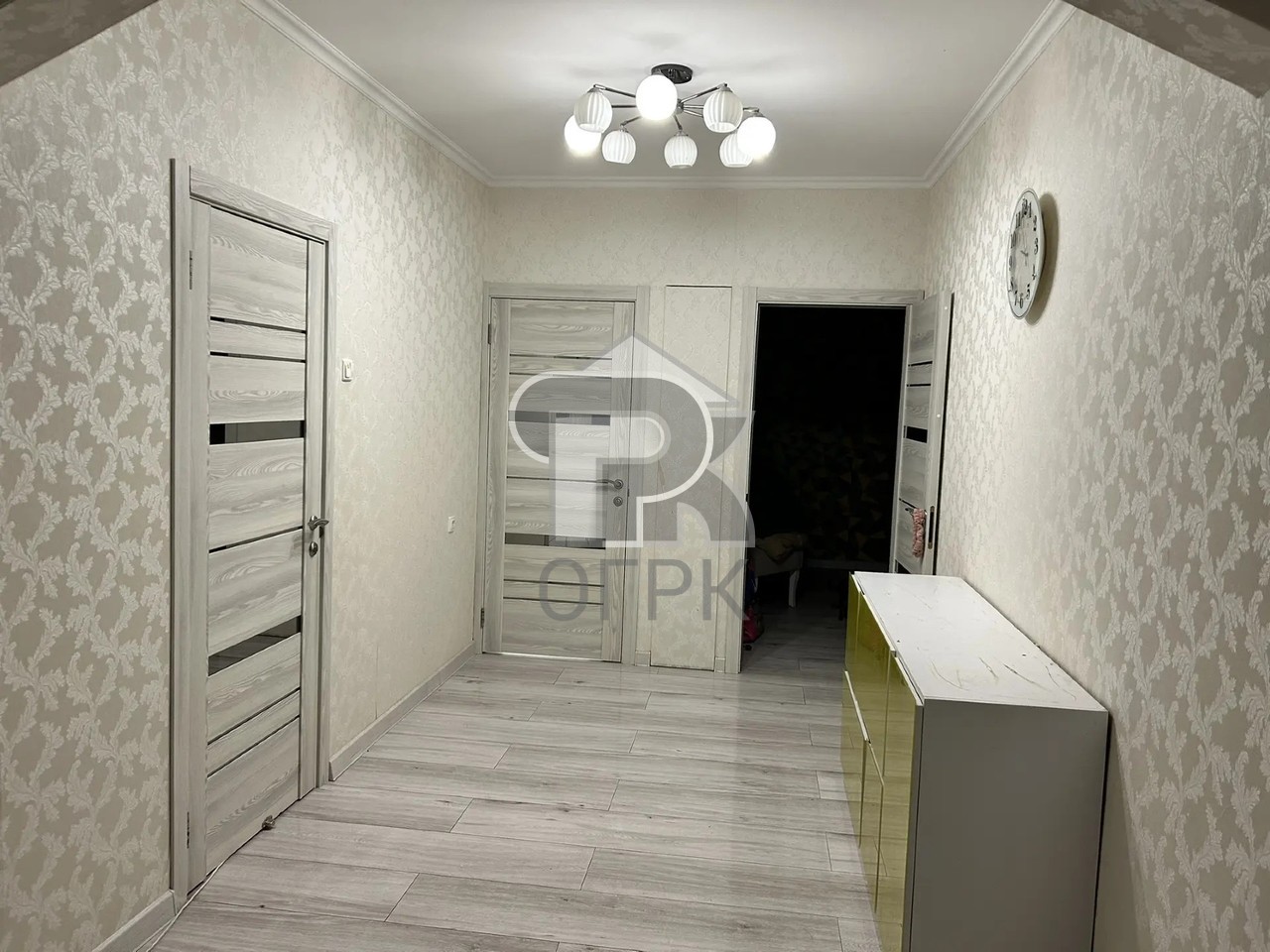 Купить 3-комнатную квартиру, №378406