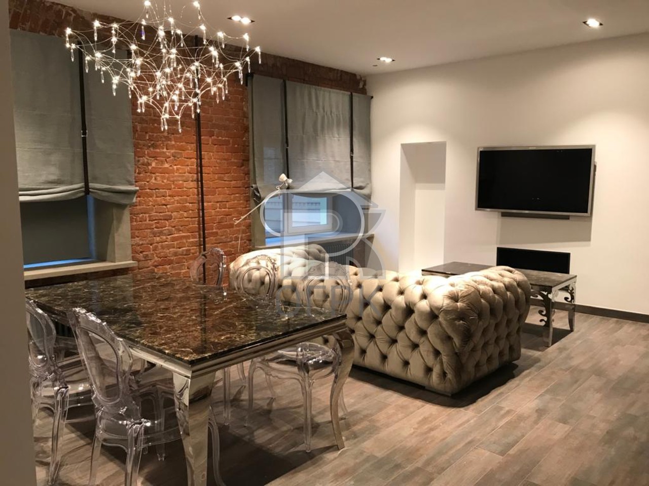 Купить 4-комнатную квартиру, №356835