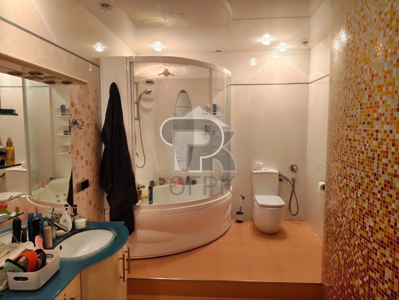 Купить 6-комнатную квартиру, №387978