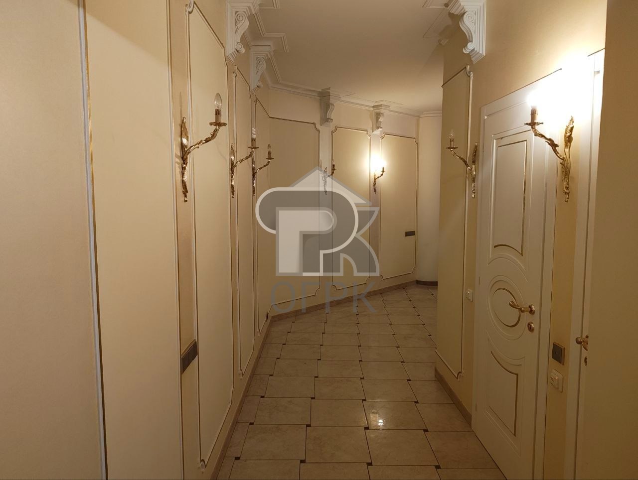 Купить 6-комнатную квартиру, №387978