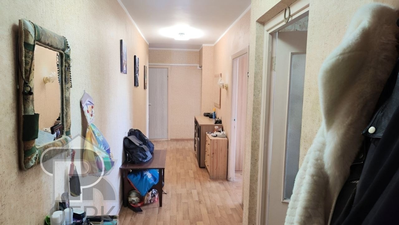 Купить 3-комнатную квартиру, №391303