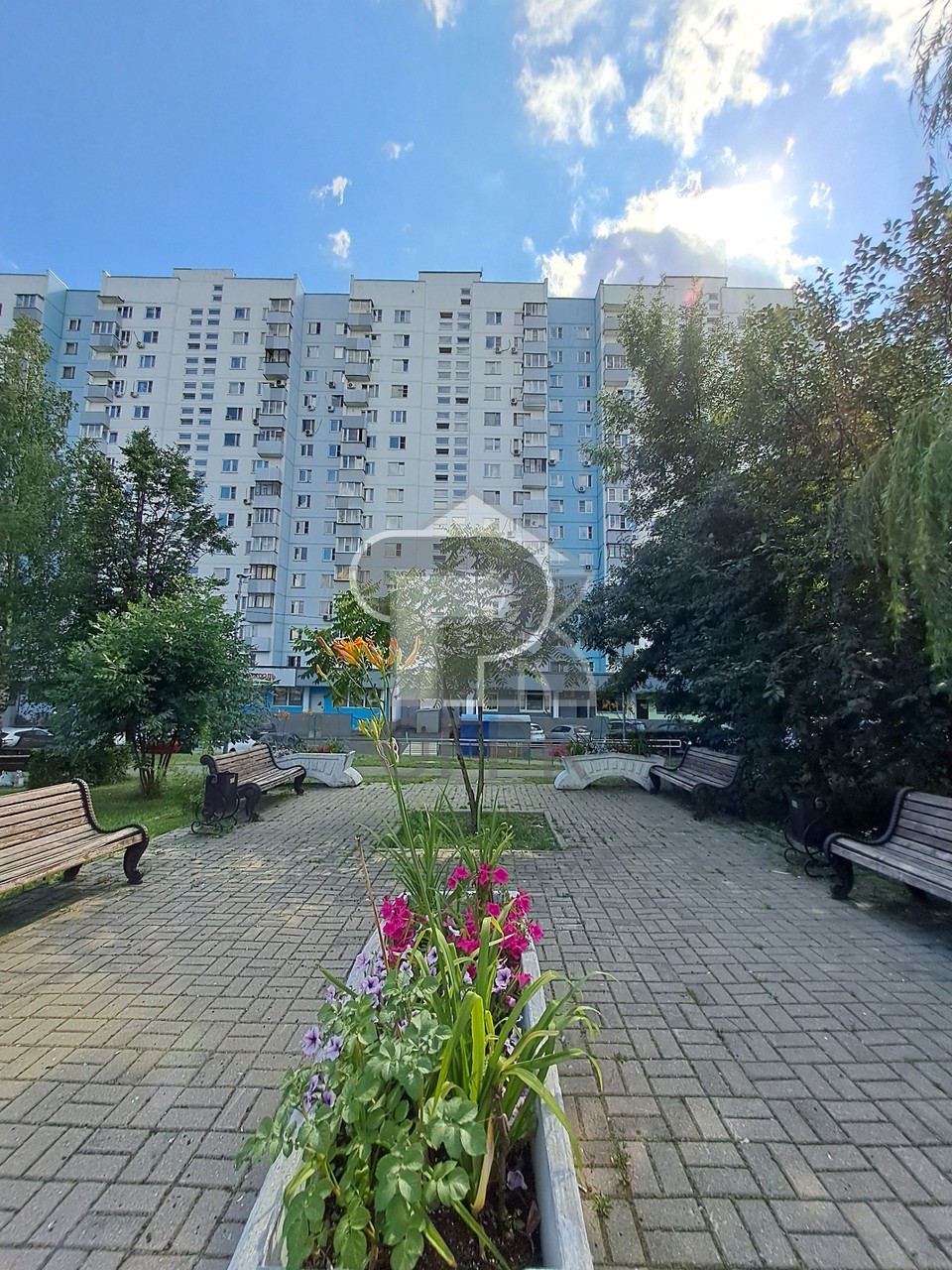 Купить 3-комнатную квартиру, №391228