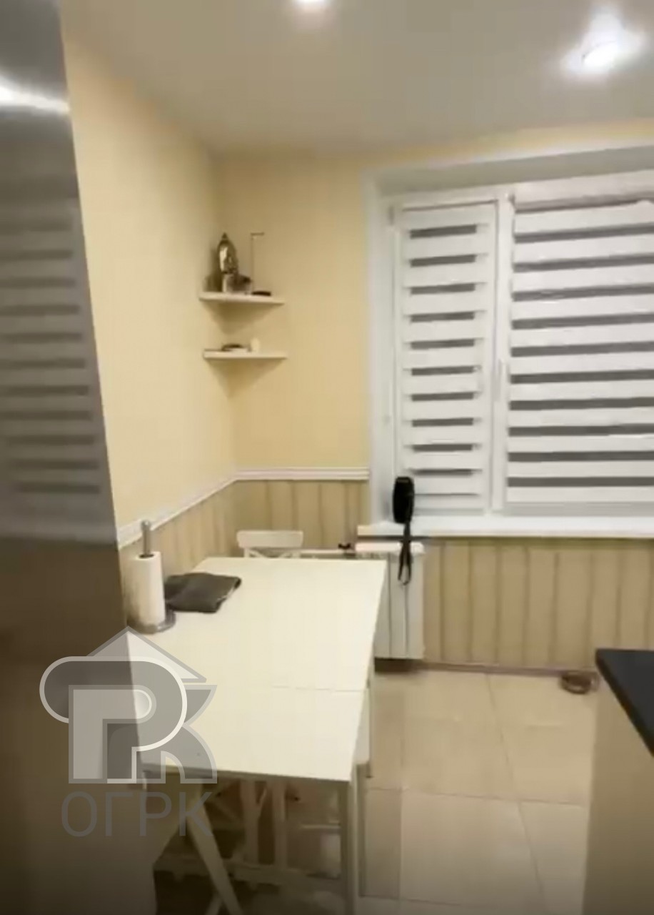 Купить 3-комнатную квартиру, №387000