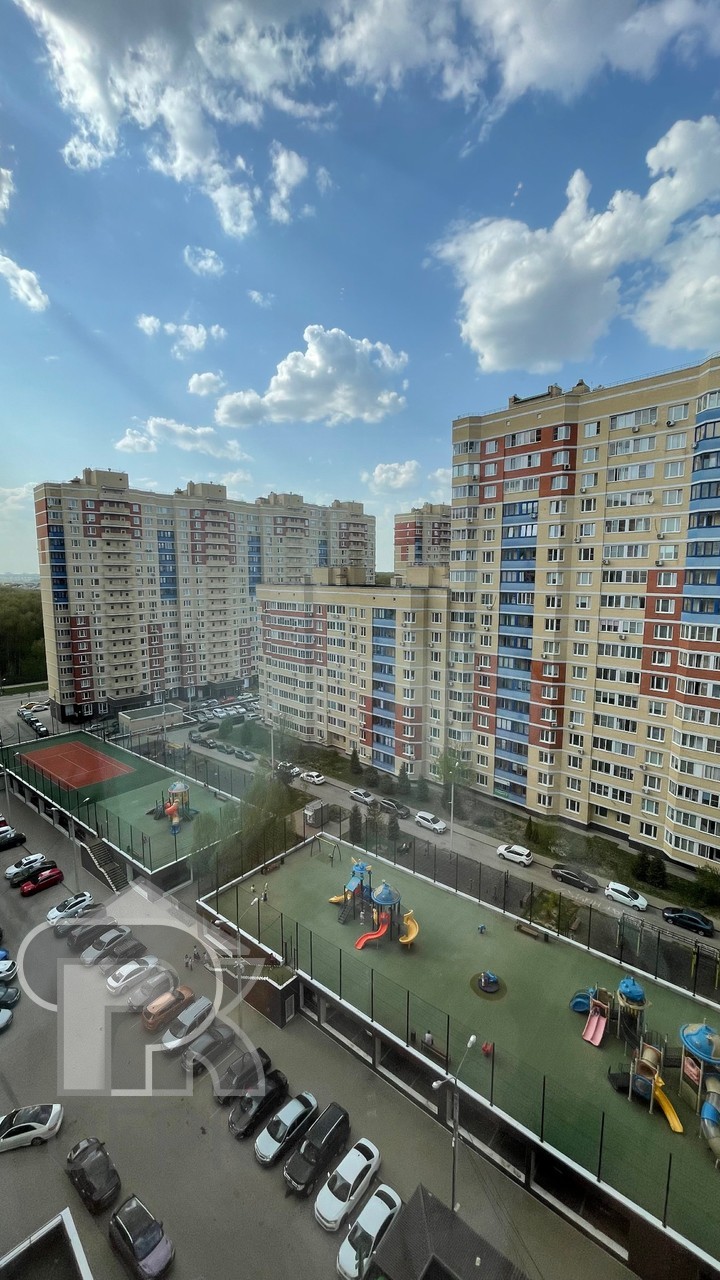 Купить 3-комнатную квартиру, №385103