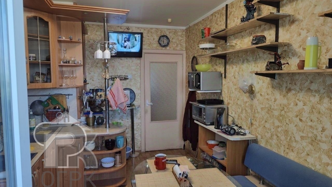 Купить 3-комнатную квартиру, №391303