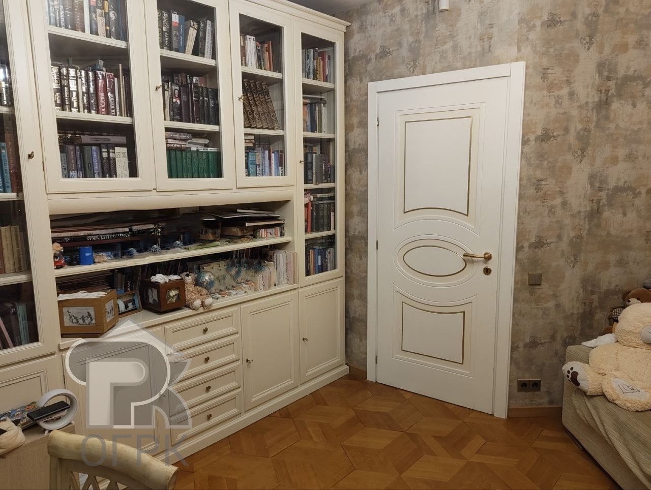 Купить 6-комнатную квартиру, №387978