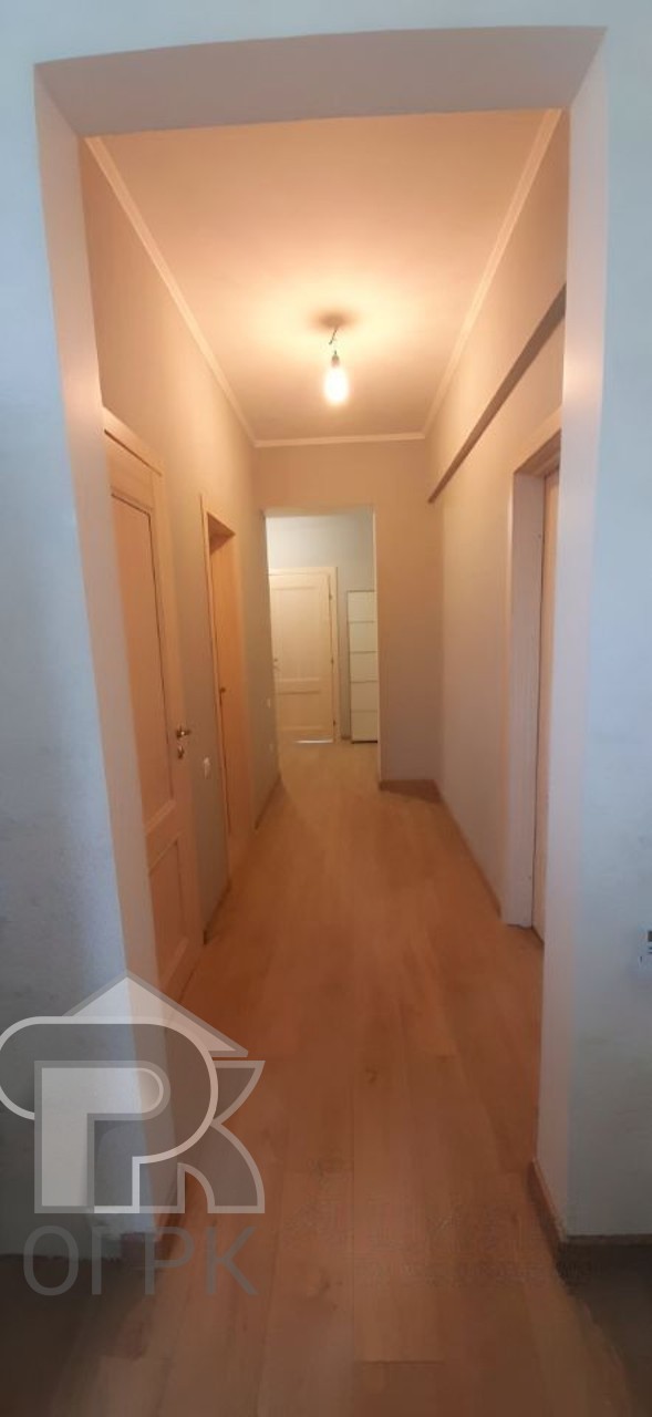 Купить 3-комнатную квартиру, №373695