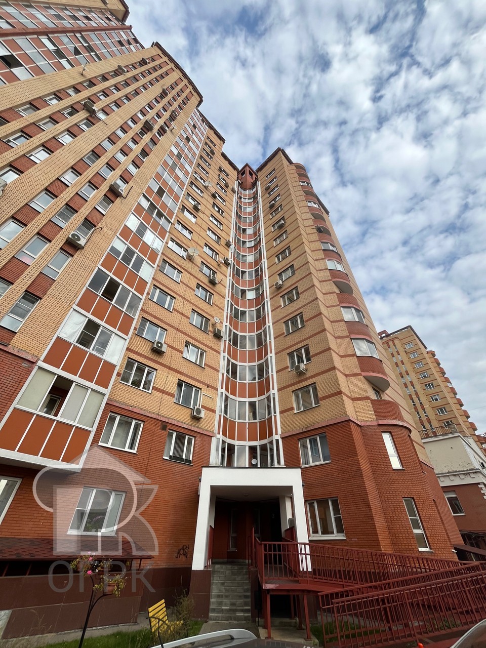 Купить 3-комнатную квартиру, №387091