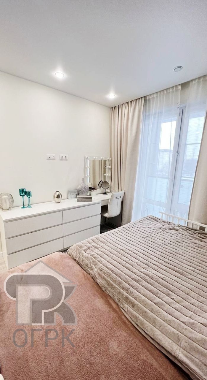 Купить 3-комнатную квартиру, №373161