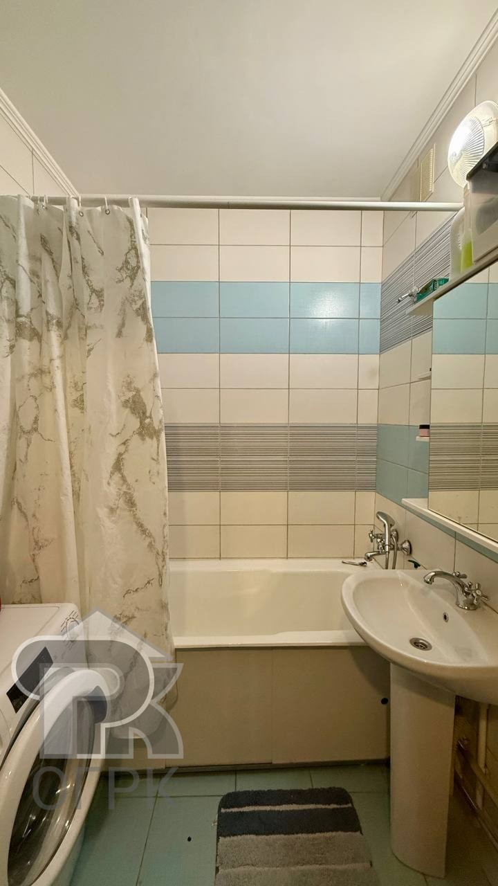 Купить 3-комнатную квартиру, №388014