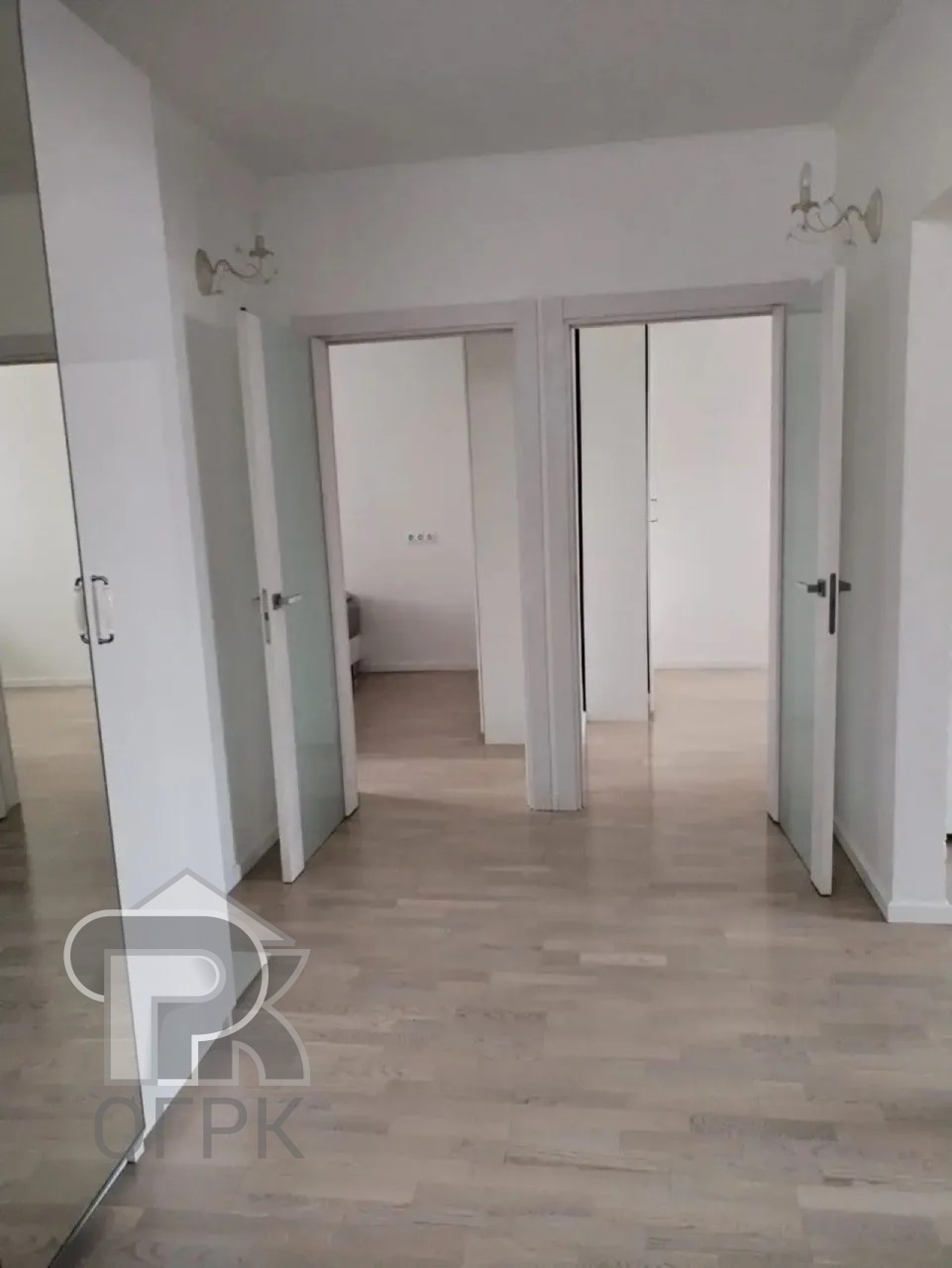 Купить 3-комнатную квартиру, №389007