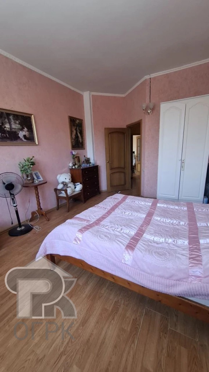 Купить 3-комнатную квартиру, №388965