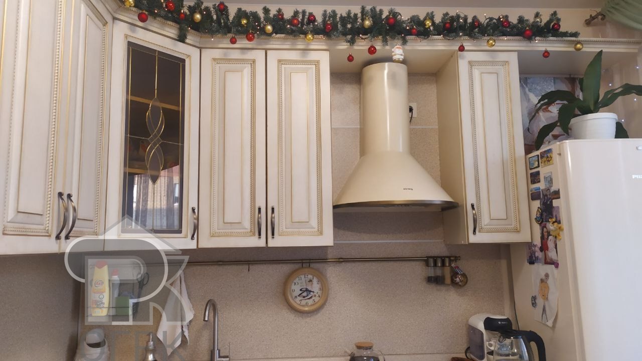 Купить 7-комнатную квартиру, №388192