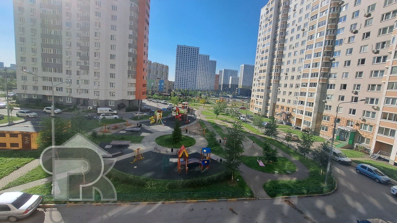 Купить 2-комнатную квартиру, №370095