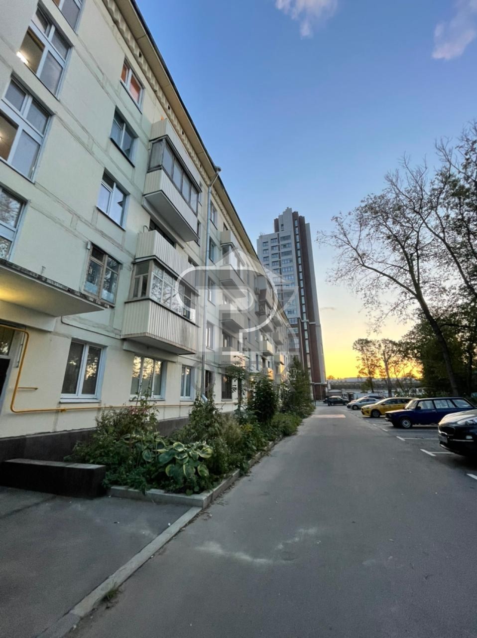 Купить 3-комнатную квартиру, №370324