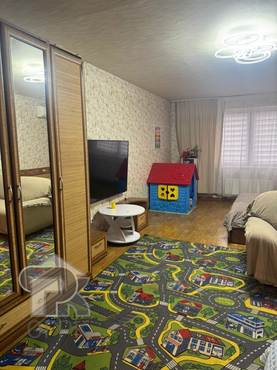 Купить 3-комнатную квартиру, №385297