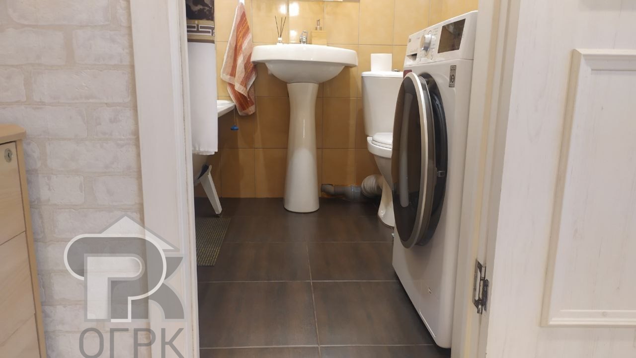 Купить 7-комнатную квартиру, №388192