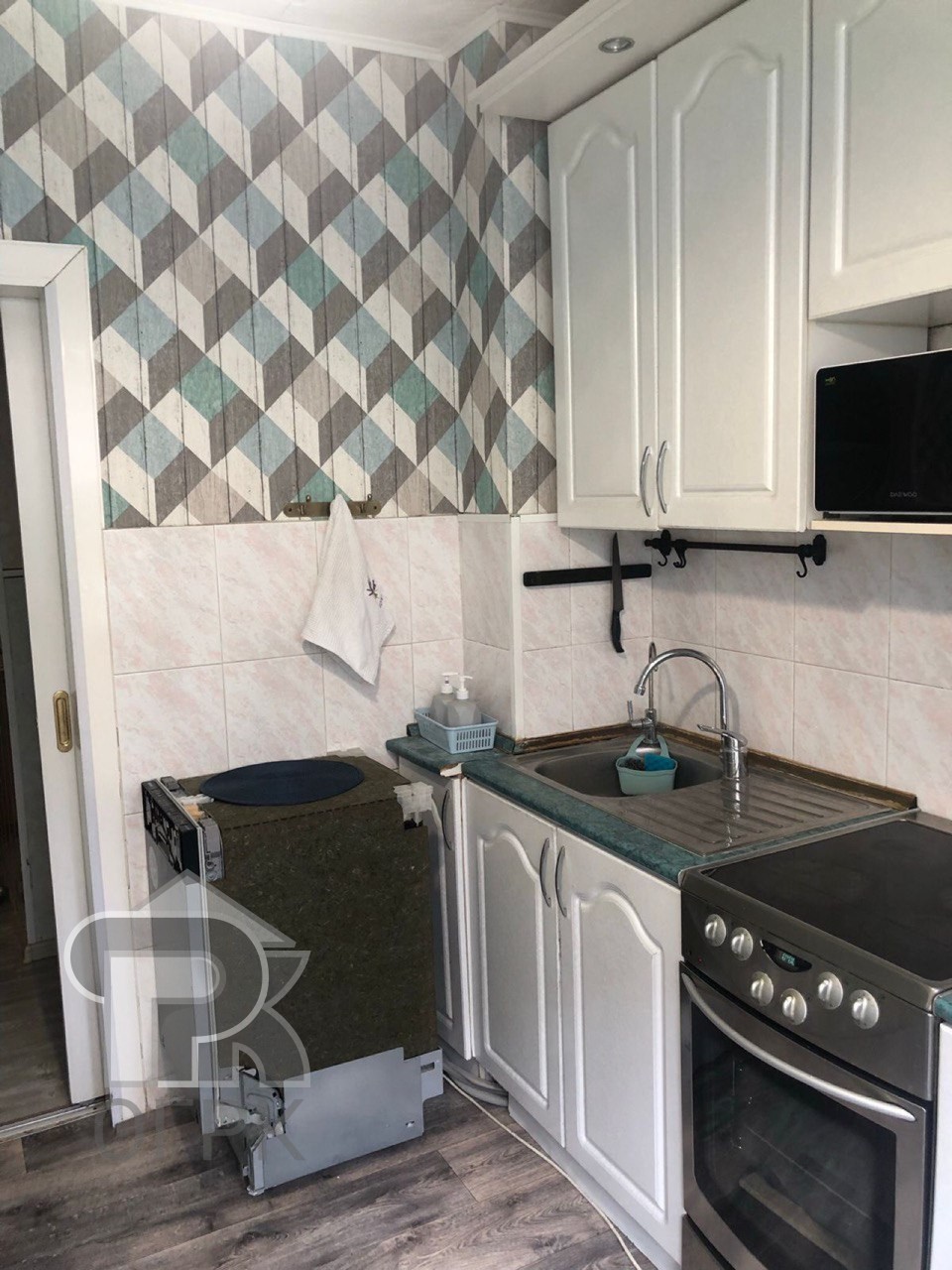 Купить 3-комнатную квартиру, №369980