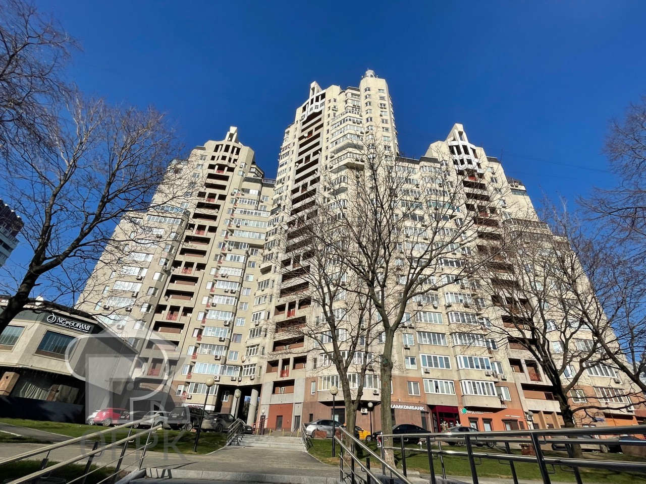 Купить 2-комнатную квартиру, №389131