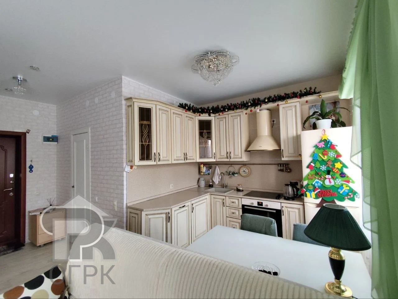 Купить 7-комнатную квартиру, №388192