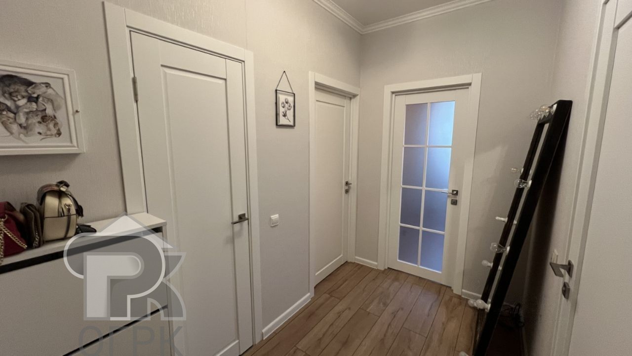 Купить 1-комнатную квартиру, №388085