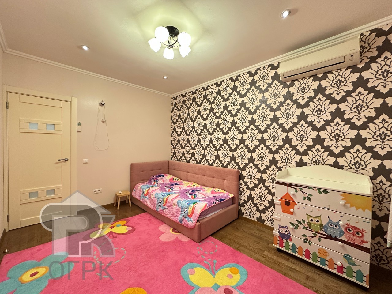 Купить 4-комнатную квартиру, №388307