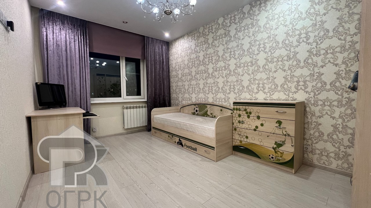 Купить 4-комнатную квартиру, №390119