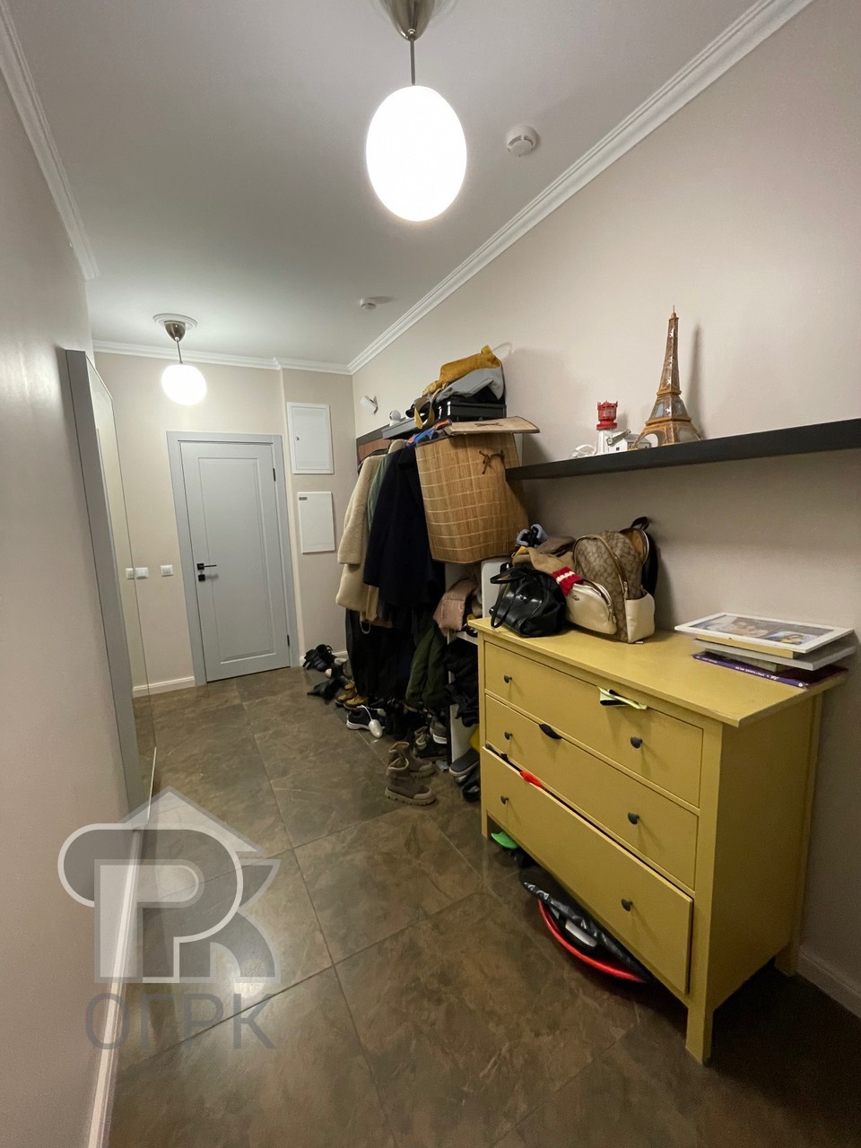 Купить 2-комнатную квартиру, №388000