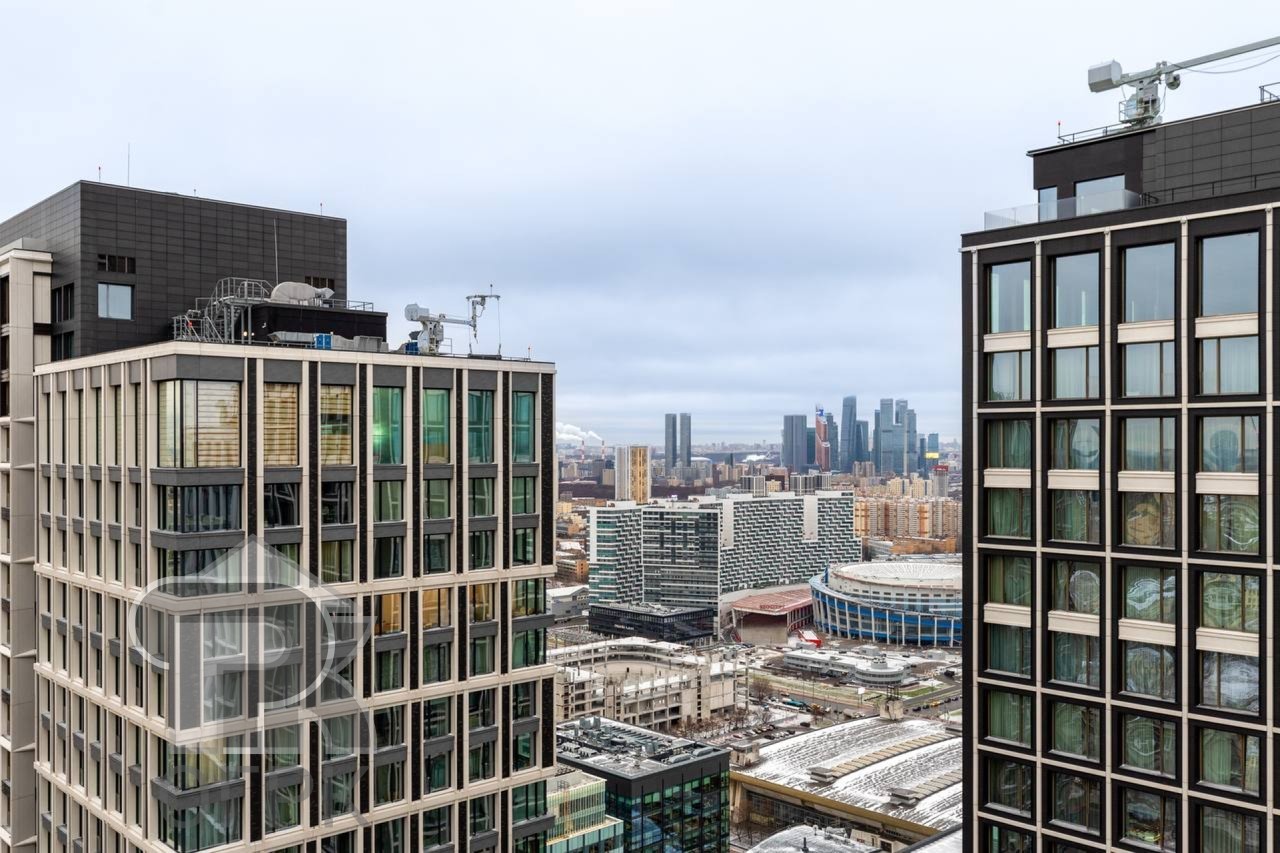 Купить 4-комнатную квартиру, №388121