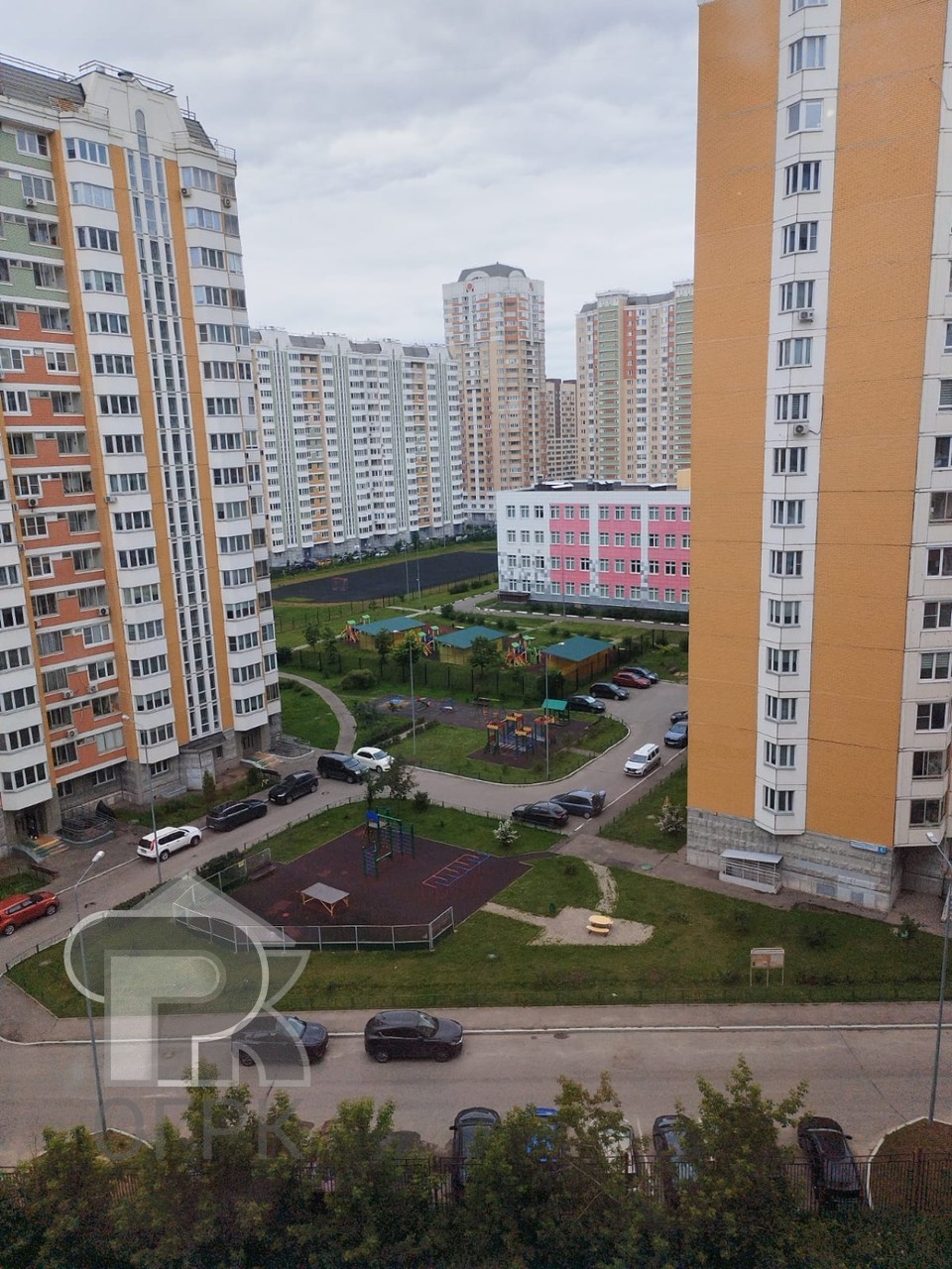 Купить 7-комнатную квартиру, №385971