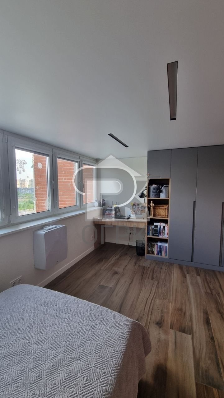 Купить 4-комнатную квартиру, №389162