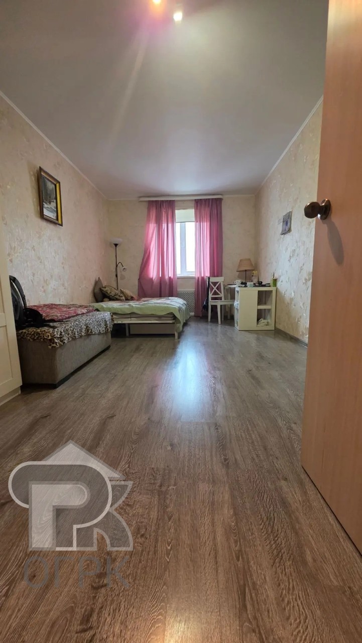 Купить 3-комнатную квартиру, №392092