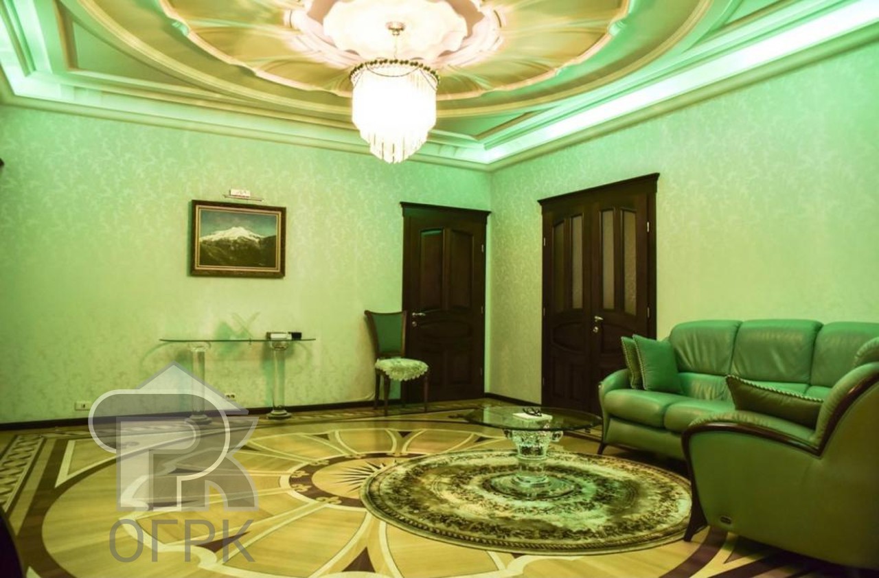 Купить 5-комнатную квартиру, №358898