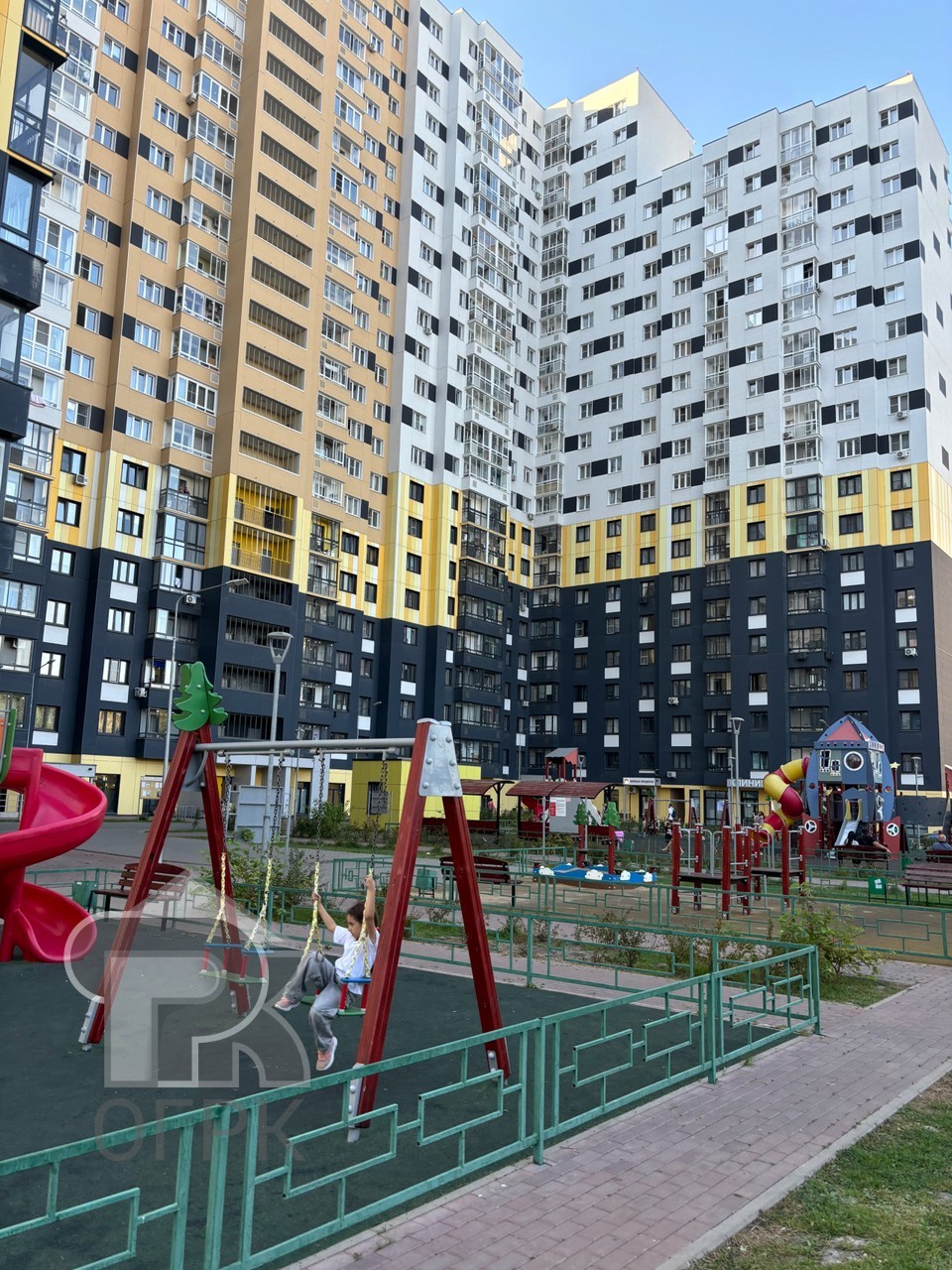 Купить 3-комнатную квартиру, №384518