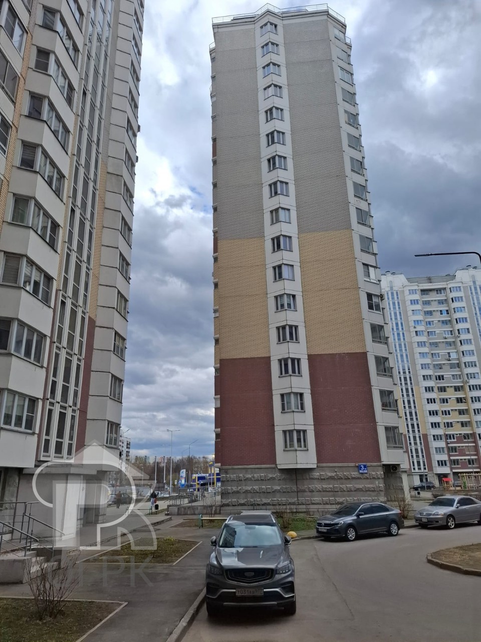 Купить 3-комнатную квартиру, №384807