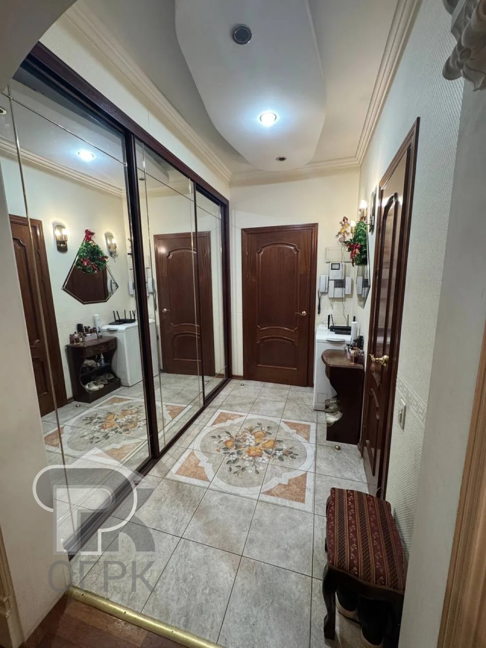 Купить 4-комнатную квартиру, №389001