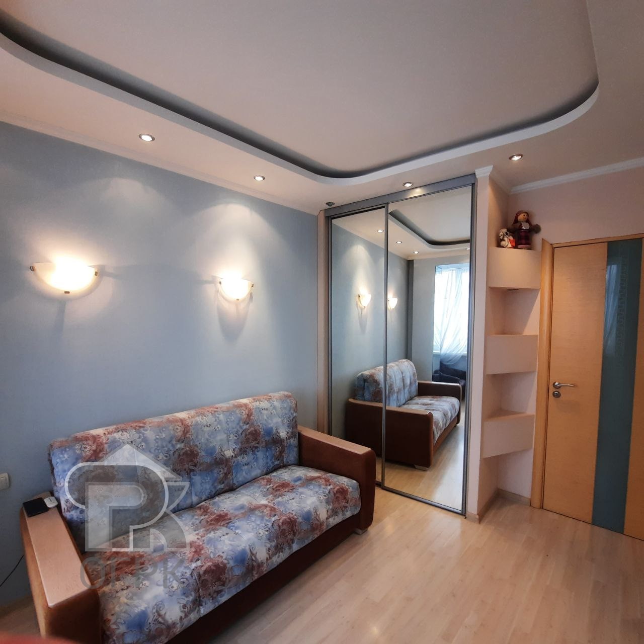 Купить 5-комнатную квартиру, №388445