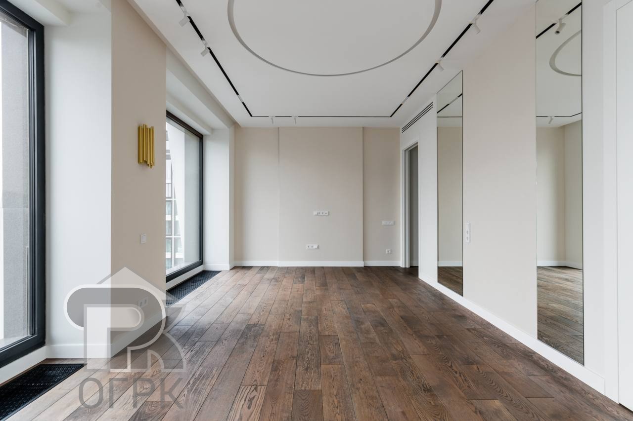 Купить 4-комнатную квартиру, №388121