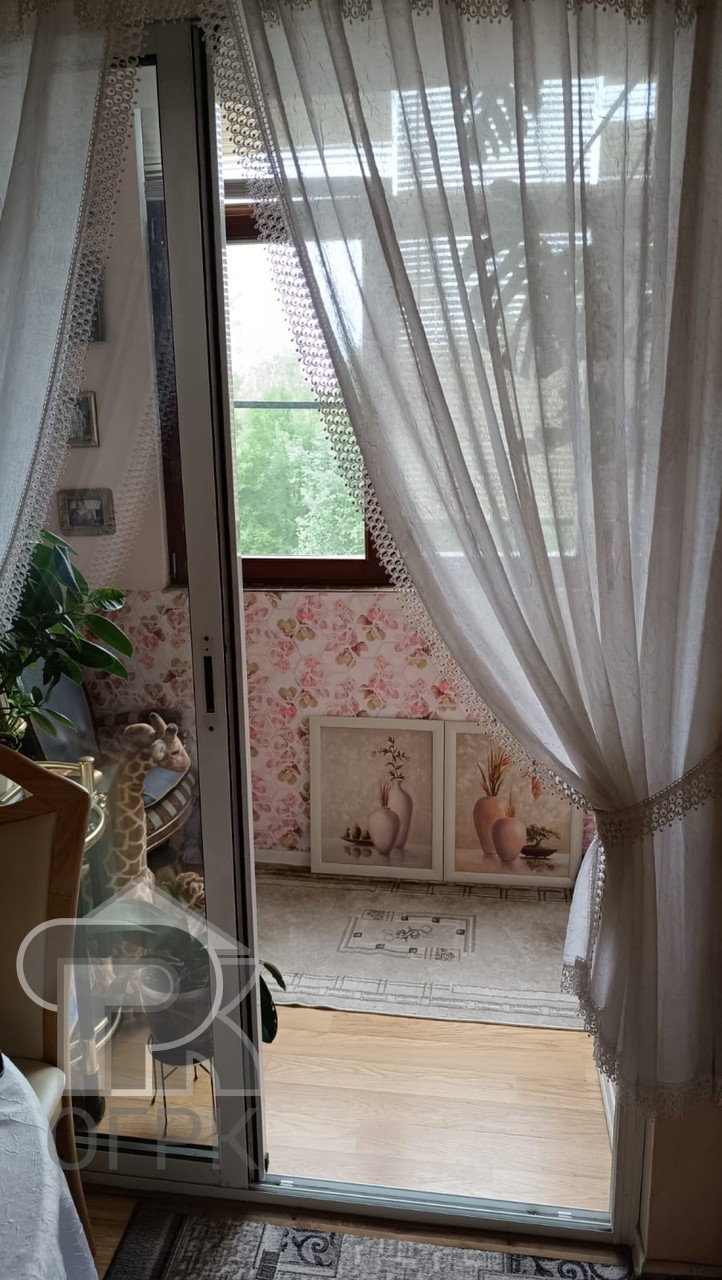 Купить 3-комнатную квартиру, №386077