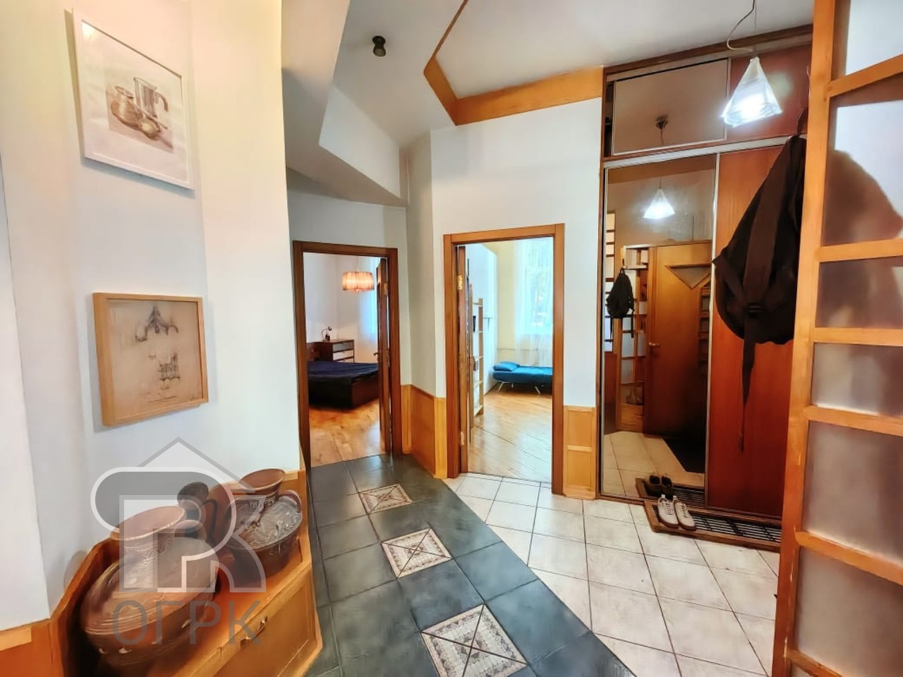 Купить 4-комнатную квартиру, №386857