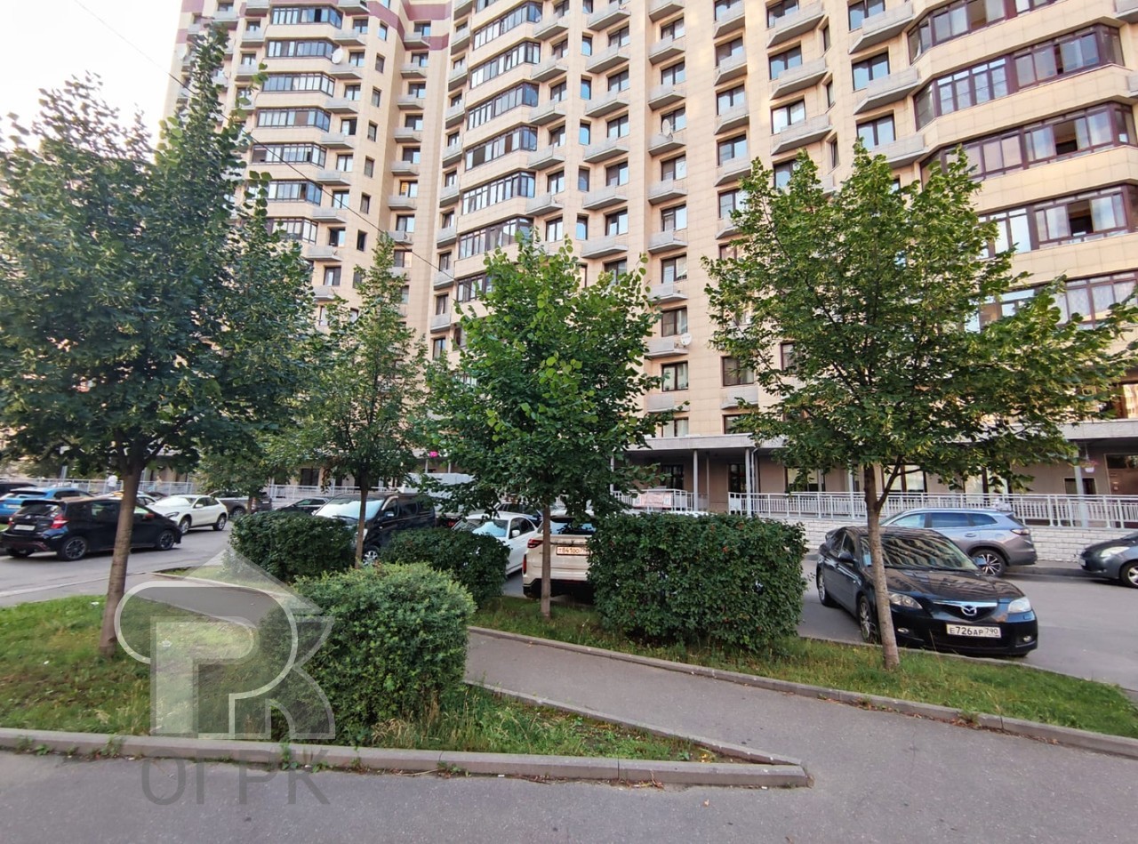 Купить 4-комнатную квартиру, №386348