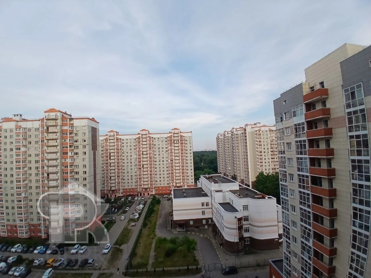 Купить 3-комнатную квартиру, №390355