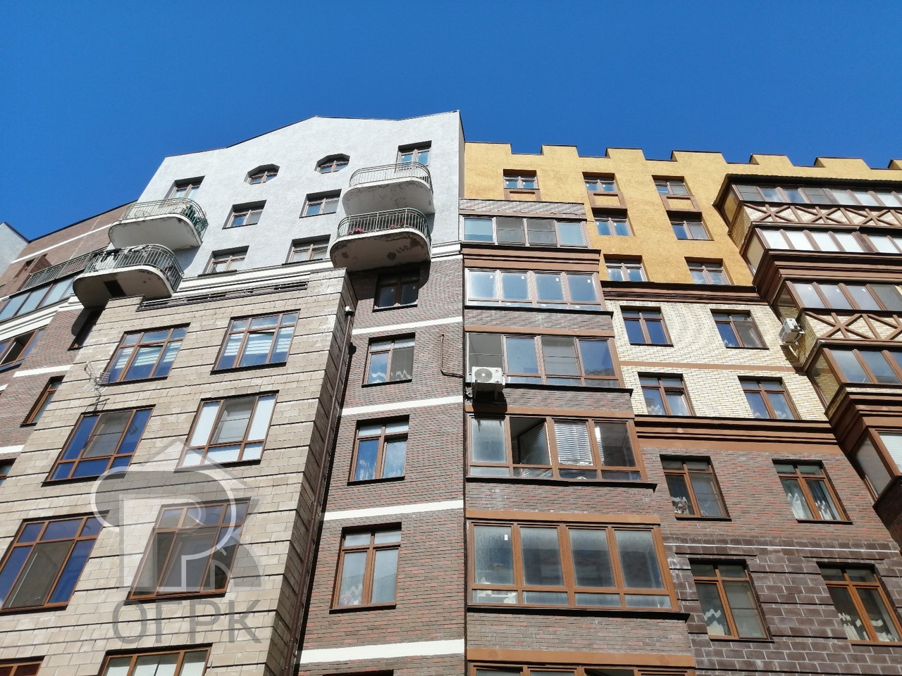 Купить 7-комнатную квартиру, №390438